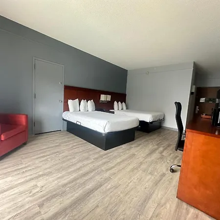 Super 8 By Wyndham Dallas Love Field Airport Exterior photo