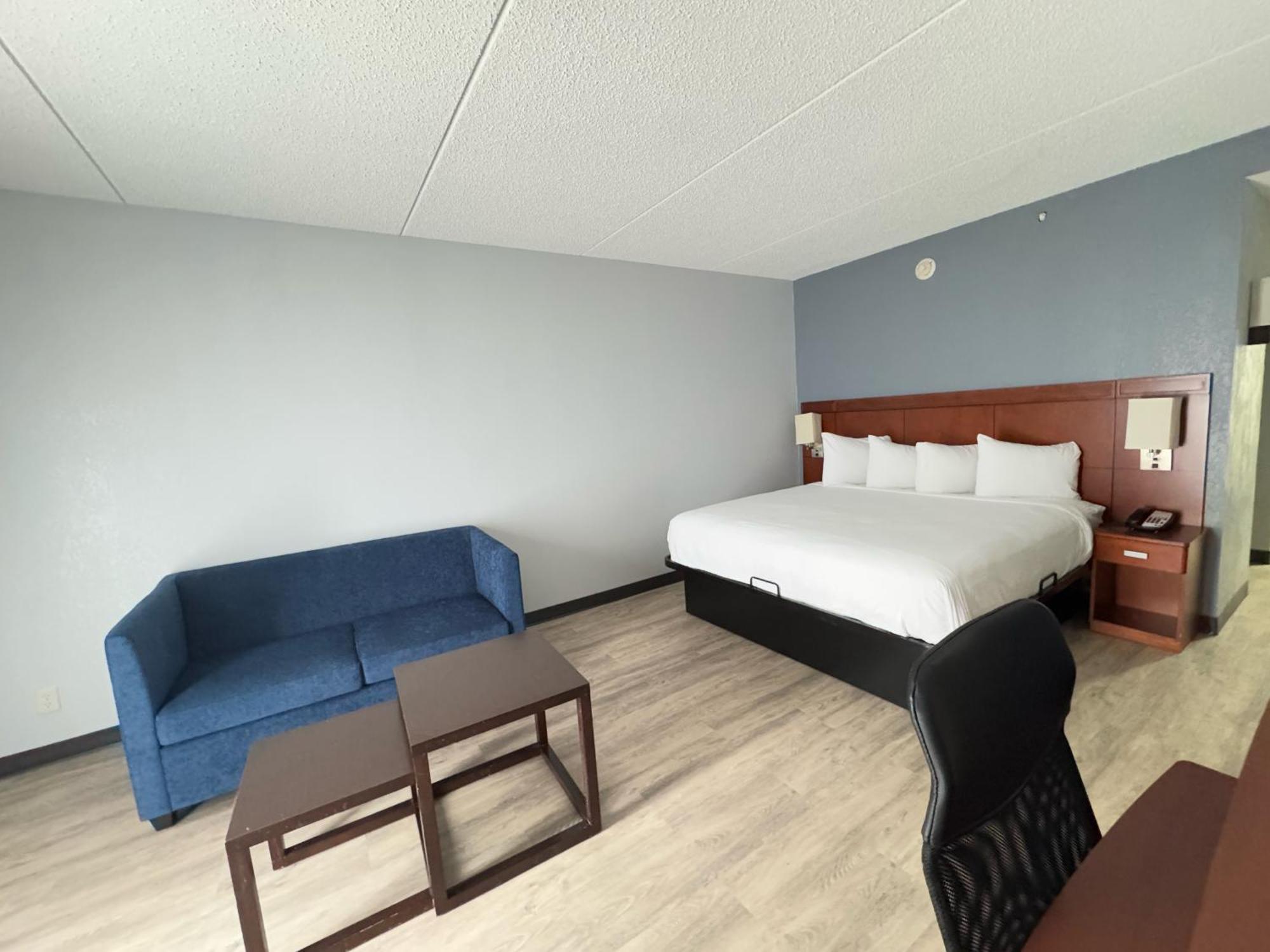 Super 8 By Wyndham Love Field Airport Dallas